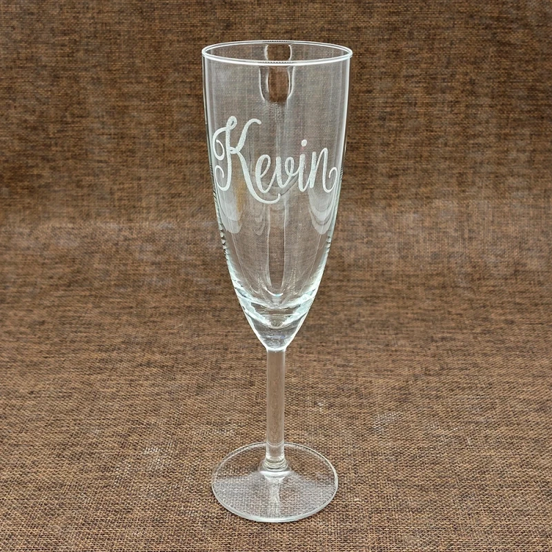 Personalisiertes Sektglas mit Gravur