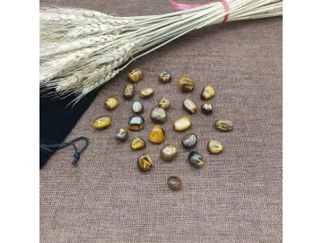 Runensteine Tigerauge mit Gravur